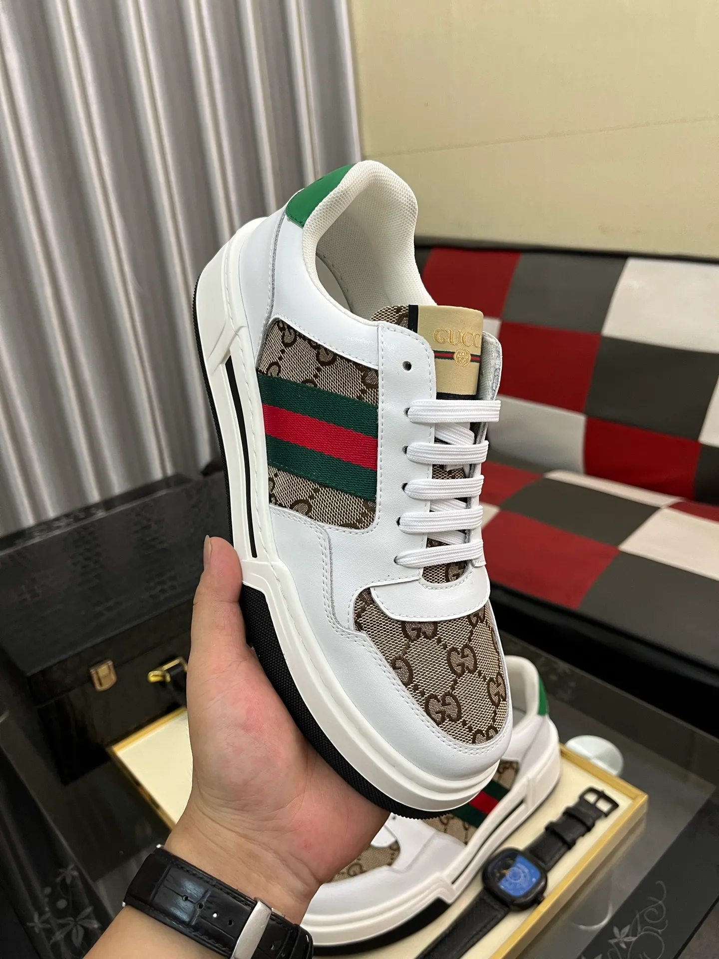 Men's Men's Shoes💰420⌚️⌚️【GUCCI】Gucci men's latest white shoe series casual shoes! The official website is built 1:1. Upper: Made of imported cowhide, with electric embroidery ➕Inner lining: Made of high-quality first-layer pigskin, soft and comfortable. Picky material selection and exquisite workmanship give you the best enjoyment. Size: 38-443️⃣Colors available